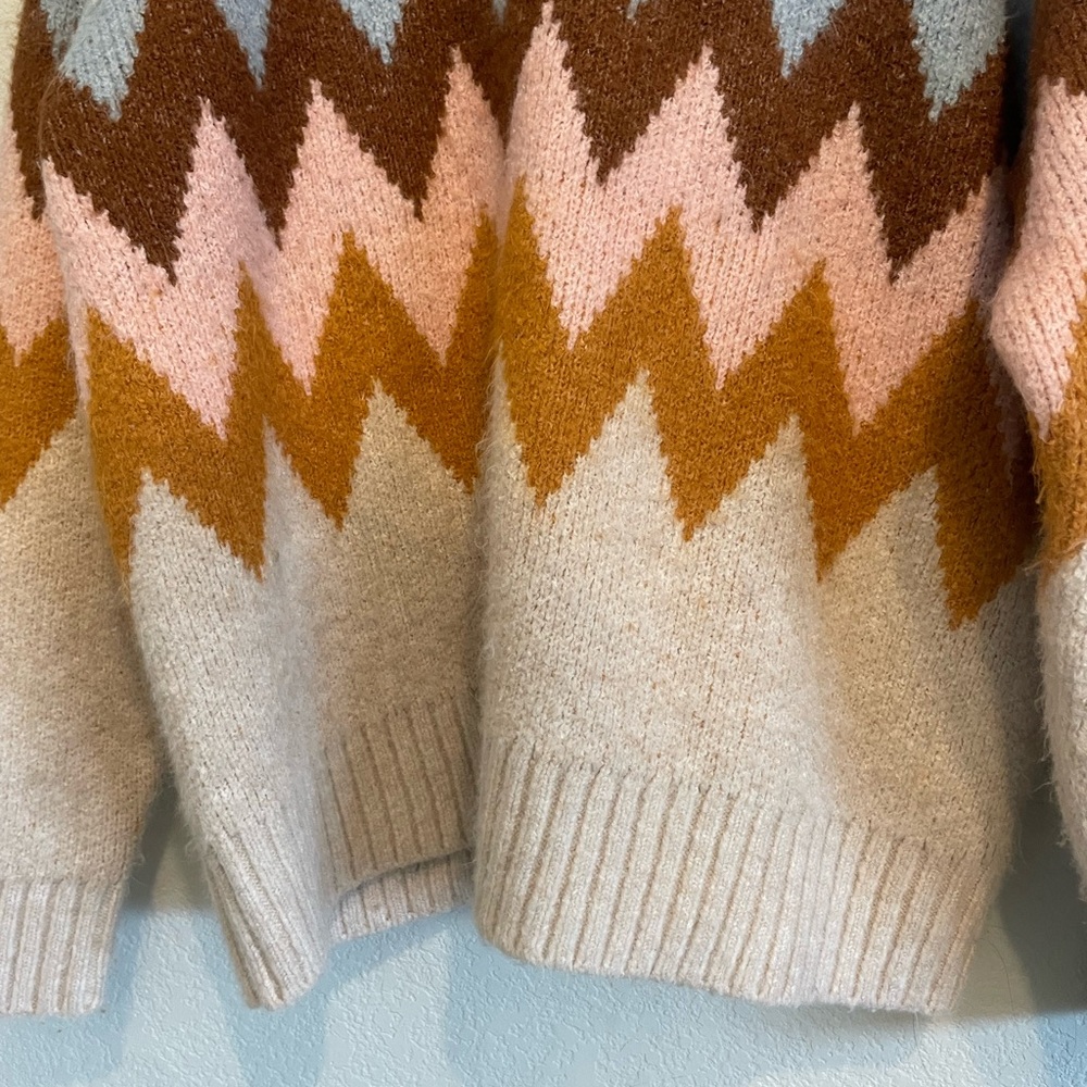 Lush Chevron in Brown/Cream Women’s Oversized Crewneck Sweater Size Medium - Picture 6 of 8